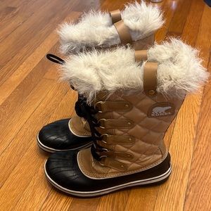 Sorel Tofino boot Curry/Black Size 9